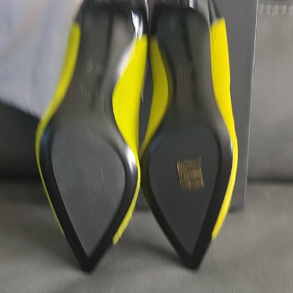 Giuseppe Zanotti Yellow and Black Heels - Picture 8 of 8